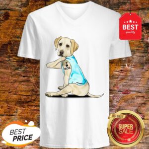 Nice Labrador Retriever I Love Mom Tattoos V-Neck