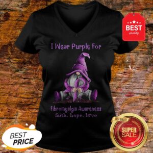Gnome I Wear Purple For Fibromyalgia Awareness Faith Hope Love V-Neck