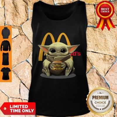 Funny Nice Baby Yoda Hug Hamburguesa McDonald’s Tank Top
