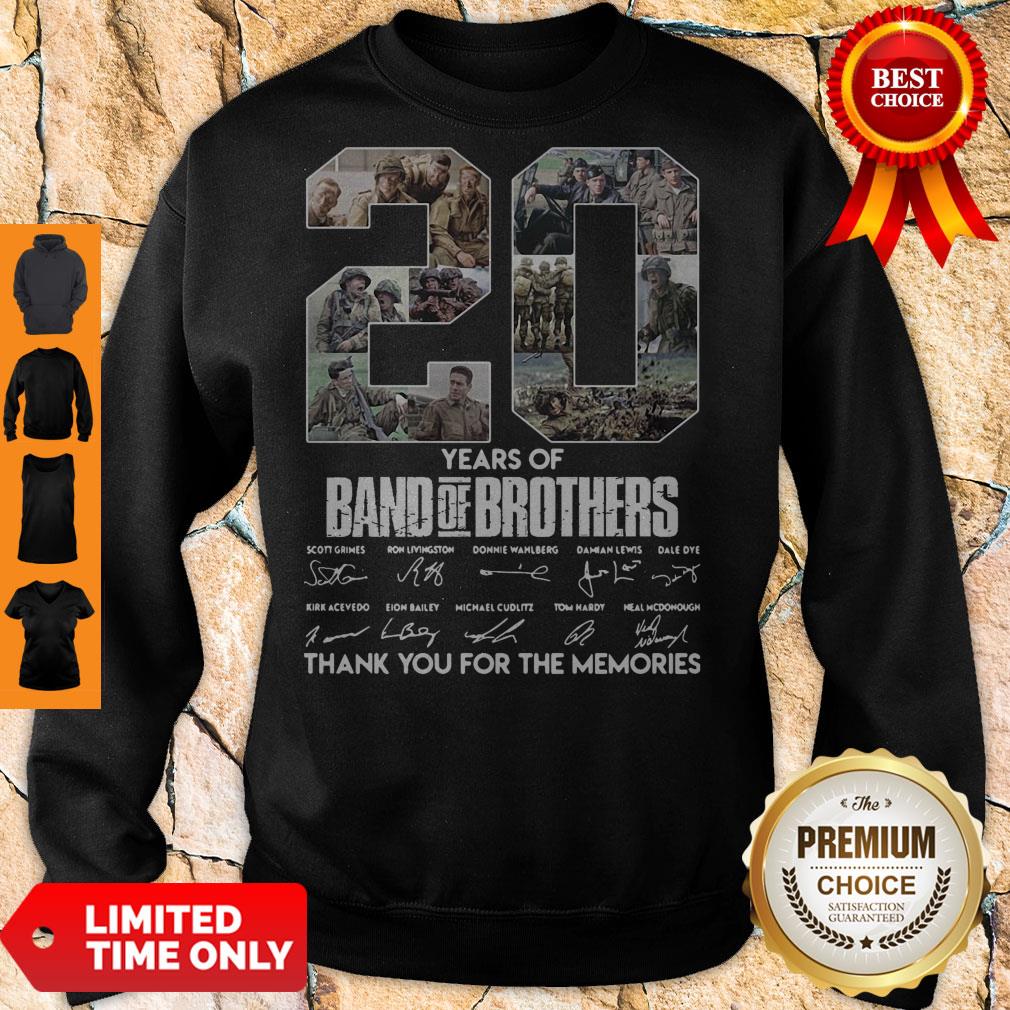 Top 20 Year Of Band Of Brothers Thank You For The Memories Signatures Sweatshirt Top 20 Year Of Band Of Brothers Thank You For The Memories Signatures Sweatshirt