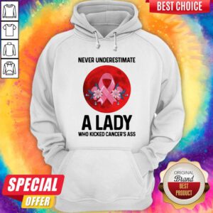 Lovely Never Underestimate A Lady Who Kicked Cancers Ass Moon Hoodie