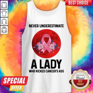 Lovely Never Underestimate A Lady Who Kicked Cancers Ass Moon Tank Top