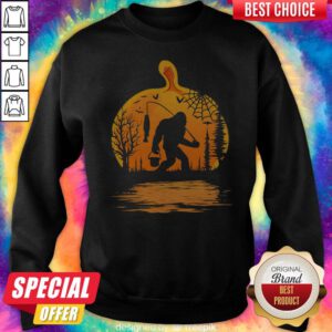 Beautiful Bigfoot Fishing Pumpkin Halloween Sweatshirt