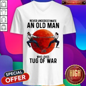 Good Never Underestimate An Old Man Who Loves Tug Of War Sunset V-neck