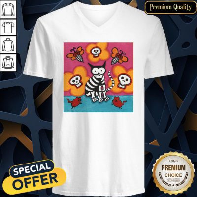 Skelly Cat With Bees Dia De Muertos Day Of Dead V-neck
