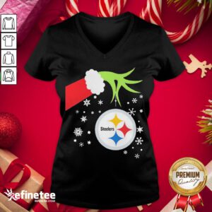 Top Grinch Hand Pittsburgh Steelers Holding Merry Ch- Design By Refinetee.com ristmas V-neck