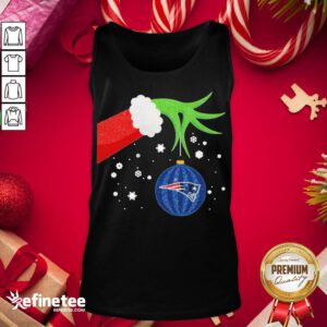 Top The Grinch Hand Holding Ornament New England Patriots Christmas Sweater Tank-Top - Design By Refinetee.com