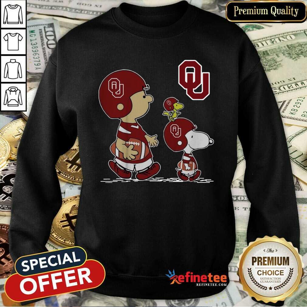 Excellent The Peanuts Charlie Brown Snoopy Woodstock Oklahoma Sooners Football Sweatshirt - Design By Refinetee.com The Peanuts Charlie Brown Snoopy Woodstock Oklahoma Sooners Football Sweatshirt - Design By Refinetee.com