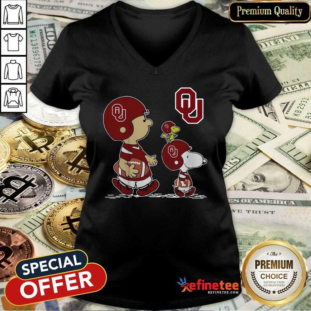 Excellent The Peanuts Charlie Brown Snoopy Woodstock Oklahoma Sooners Football V-neck - Design By Refinetee.com The Peanuts Charlie Brown Snoopy Woodstock Oklahoma Sooners Football V-neck - Design By Refinetee.com