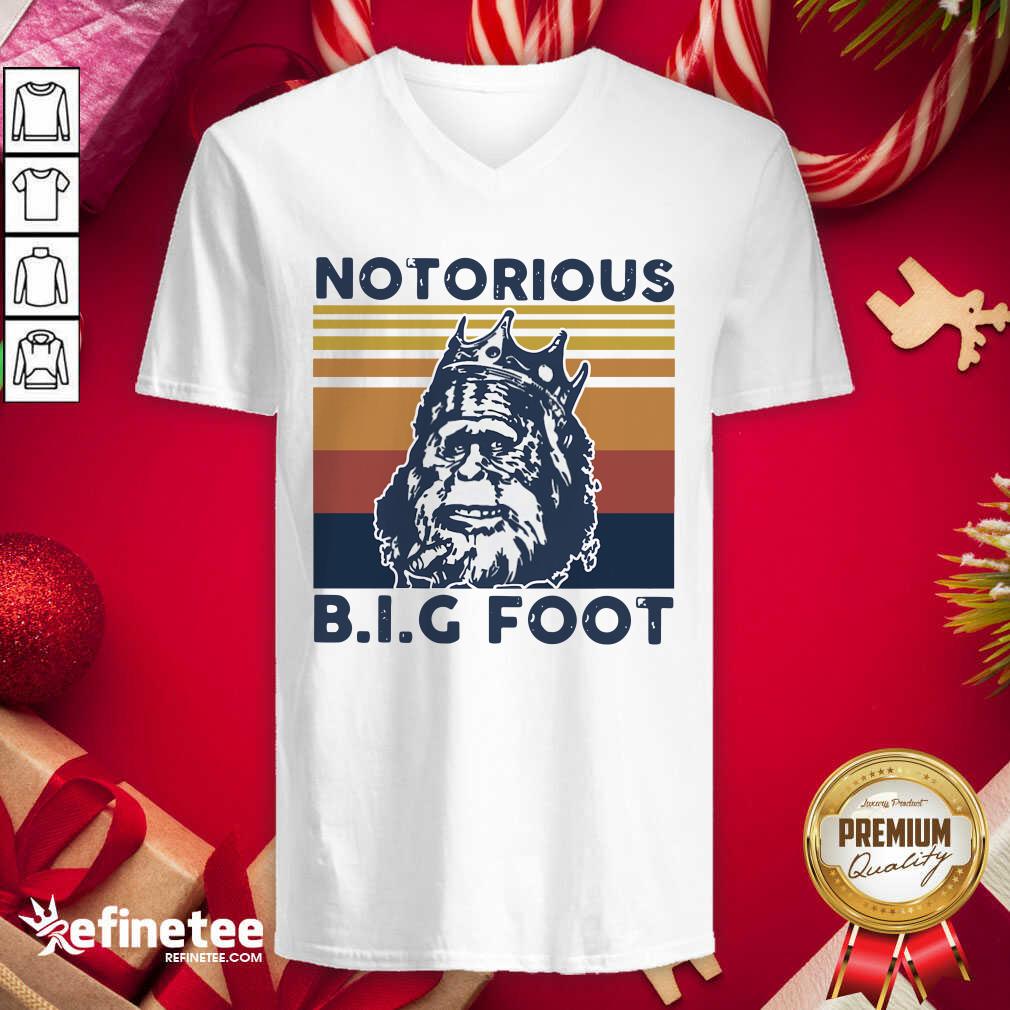 Funny Notorious Bigfoot King Vintage V-neck - Design By Refinetee.com Notorious Bigfoot King Vintage V-neck - Design By Refinetee.com