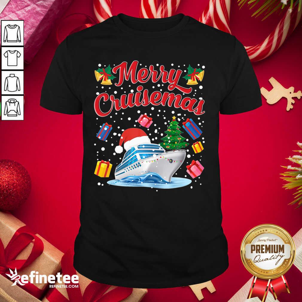 Good Merry Cruisemas Family Cruise Christmas 2020 Santa Hat Shirt - Design By Refinetee.com