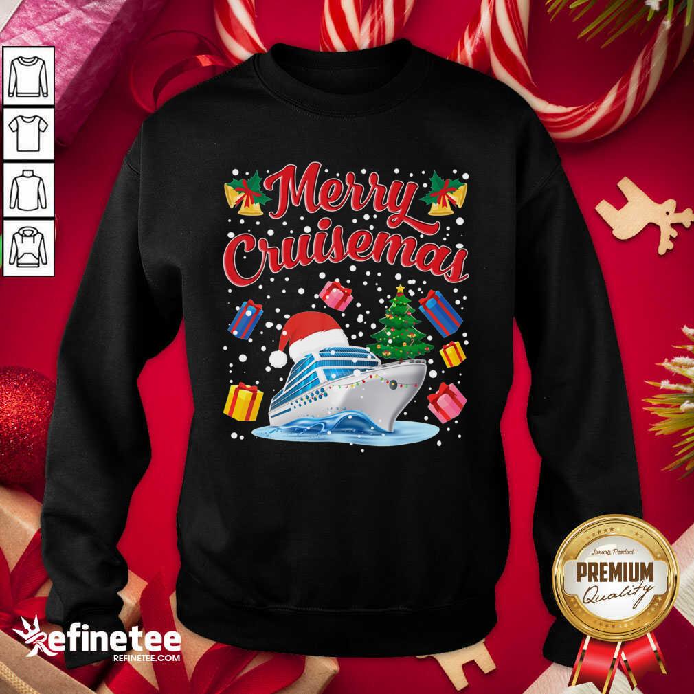 Good Merry Cruisemas Family Cruise Christmas 2020 Santa Hat Sweatshirt - Design By Refinetee.com