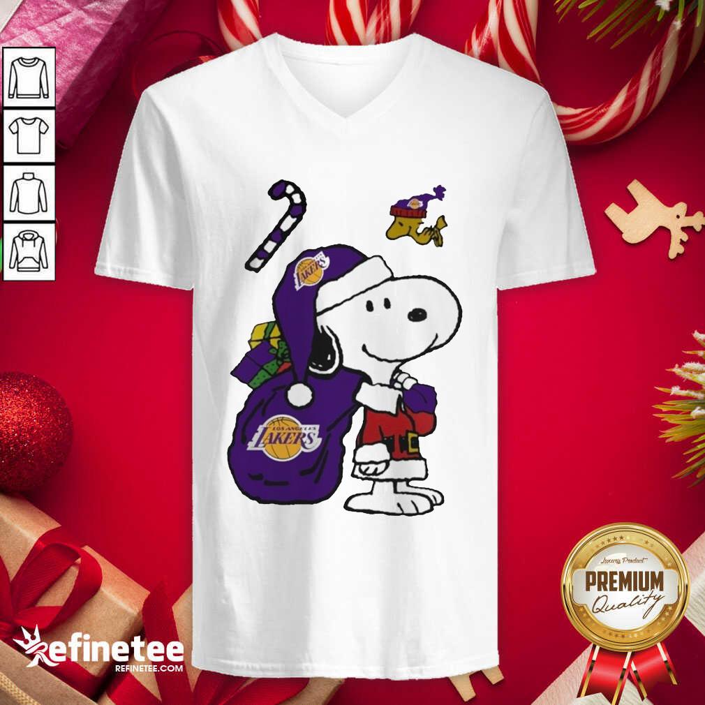 Lovely Snoopy And Woodstock Los Angeles Laker Merry Christmas 2020 V-neck - Design By Refinetee.com Snoopy And Woodstock Los Angeles Laker Merry Christmas 2020 V-neck - Design By Refinetee.com