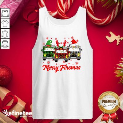 Top Plaid Vehicle Merry Christmas Tank Top - Design By Refinetee.com