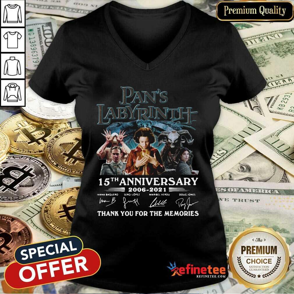 Great Labyrinth 15th Anniversary Thank You For The Memories Signatures V-neck Great Labyrinth 15th Anniversary Thank You For The Memories Signatures V-neck
