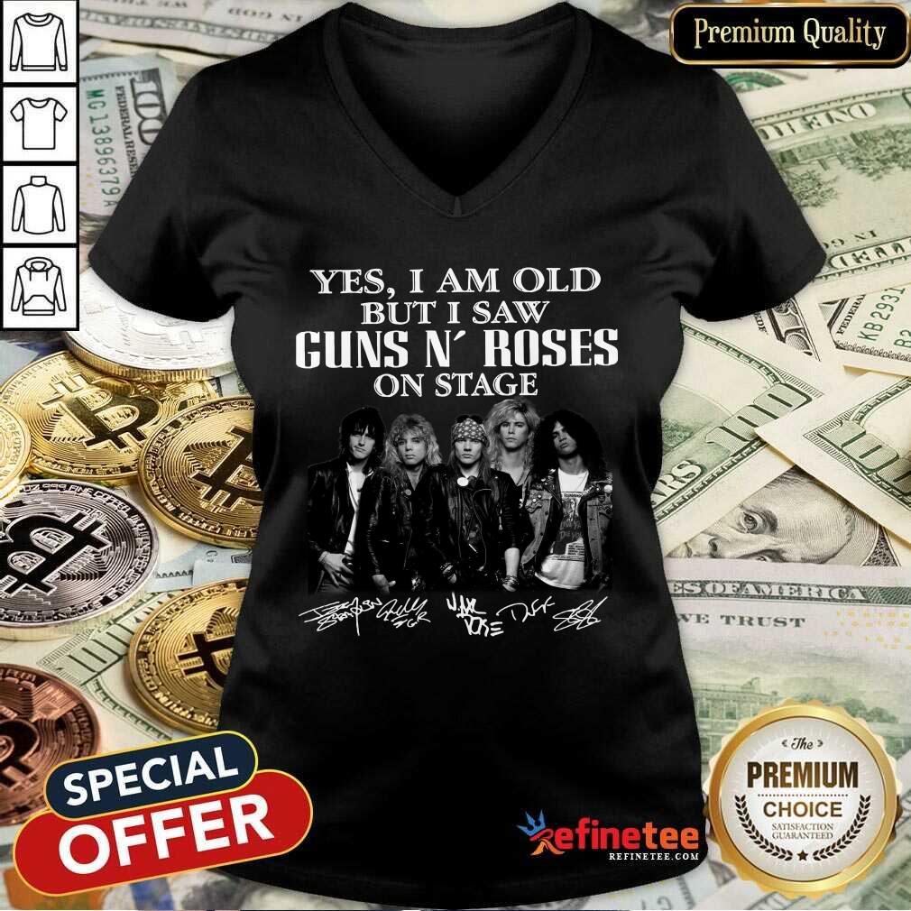 Happy Yes I Am Old But I Saw Guns N Roses On Stage Signatures V-neck Happy Yes I Am Old But I Saw Guns N Roses On Stage Signatures V-neck