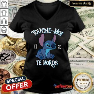Wonderful Stitch Touche Moi Et Je Te Mords V-neck