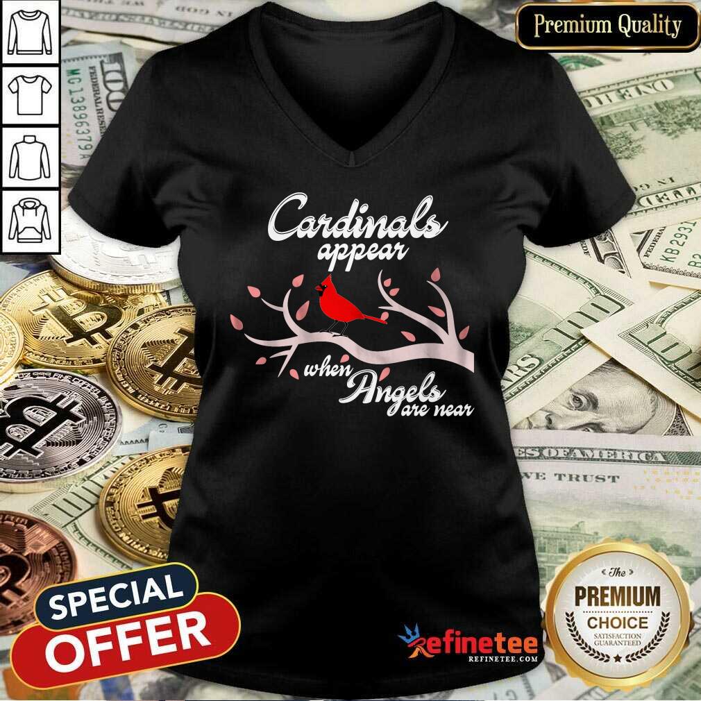 Good Cardinals Appear When Angels Are Near V-neck Good Cardinals Appear When Angels Are Near V-neck