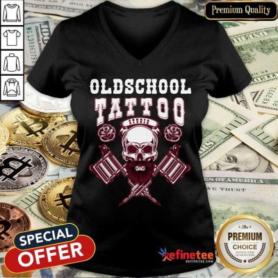 Good Old School Tattoo Studio Skull V-neck