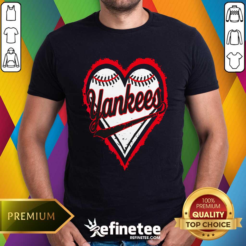 Good Yankees Name Hearts Style Classic T-Shirt