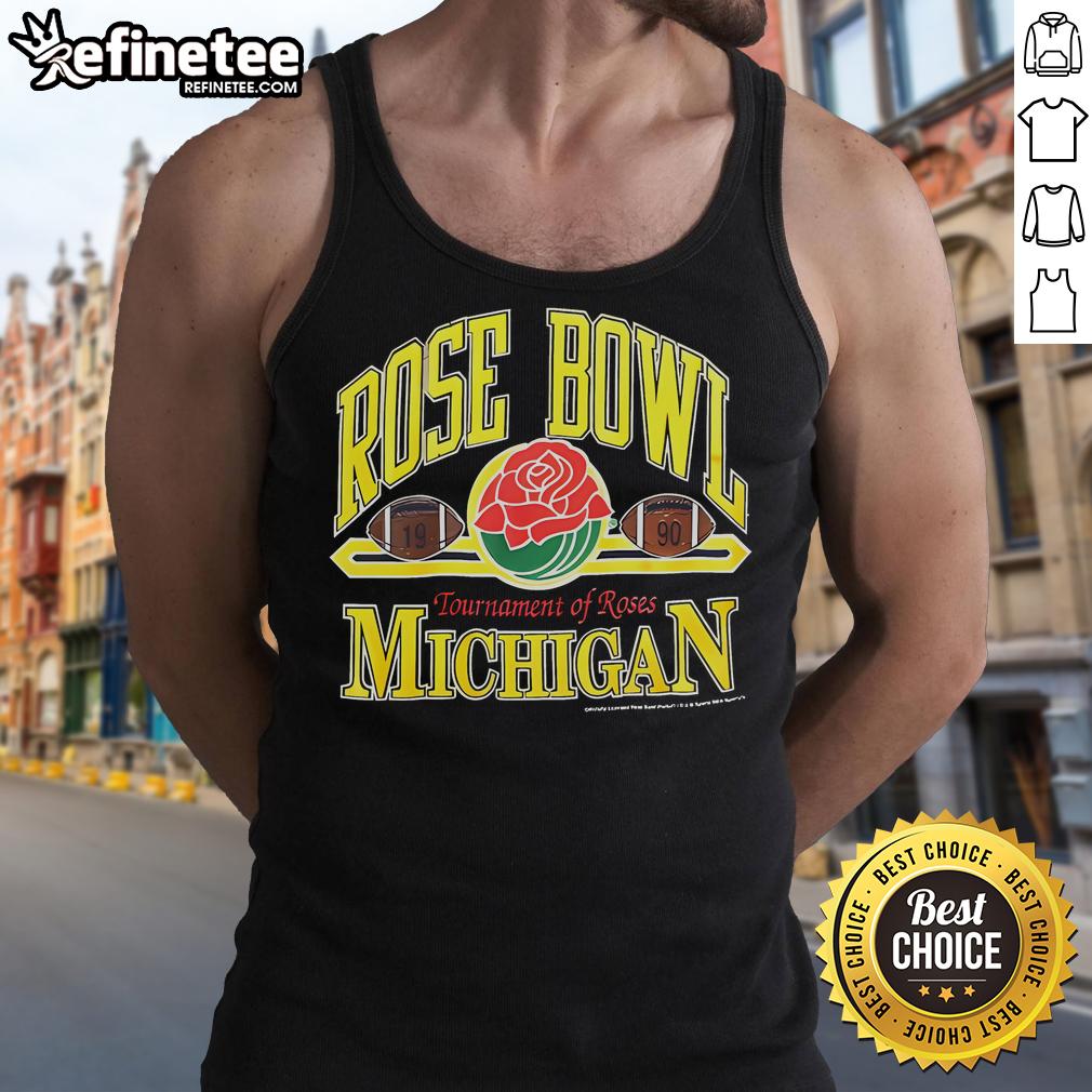 Hot vintage University of Michigan 1990 Rose Bowl arch footballs Russell tank top, perfect for sports fans and collectors.