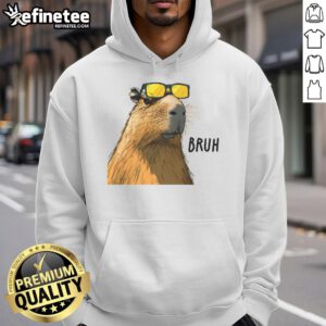 Cool Capybara hoodie featuring a fun design, perfect for animal lovers and trendy fashion enthusiasts.