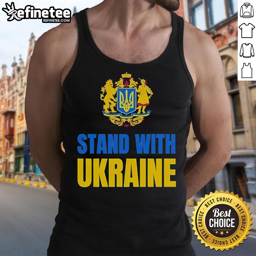 Hot stand with Ukraine protest featuring a tank top with anti-Russia and anti-Trump messages at a rally.