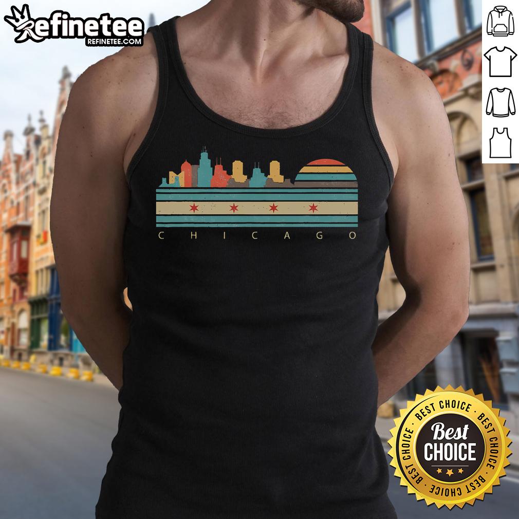 Vintage Chicago flag skyline tank top, showcasing retro Illinois city design, perfect for stylish summer wear.