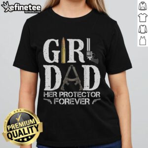 Happy Father's Day Best Papa Ladies Tee featuring a cheerful design perfect for celebrating dads on their special day.