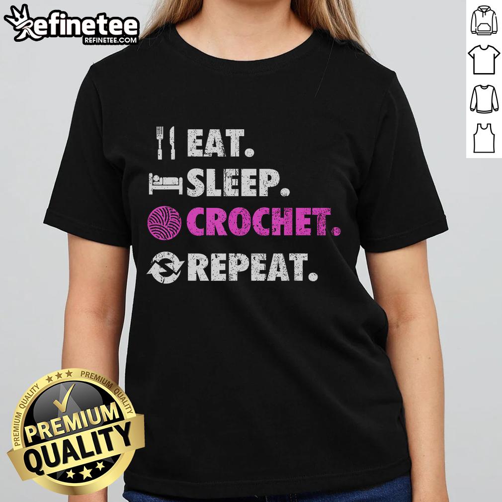 Retro ladies tee with 'Eat, Sleep, Crochet, Repeat' design, perfect for crafty families and crochet enthusiasts.