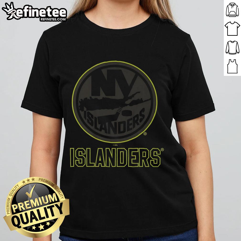 Official New York Islanders highlight reel ladies tee featuring team colors and logo, perfect for fans.