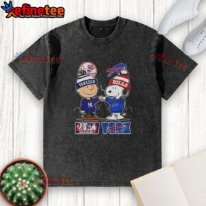 Happy Charlie Brown New York Yankees x Snoopy Buffalo Bills skyline washed t-shirt featuring iconic characters and cityscape.