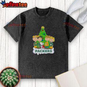 Good Peanuts Characters X Green Bay Packers Christmas washed t-shirt featuring festive designs for fans.