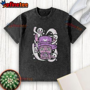 Nice scared reindeer graphic on a washed t-shirt, perfect for festive holiday wear and casual winter outfits.