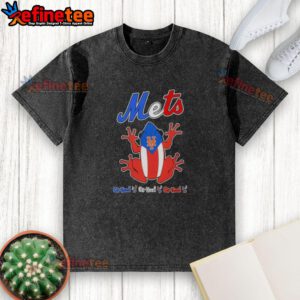 Premium Frog New York Mets Co Kee Co Kee Co Kee washed t-shirt featuring vibrant team colors and logo for fans.