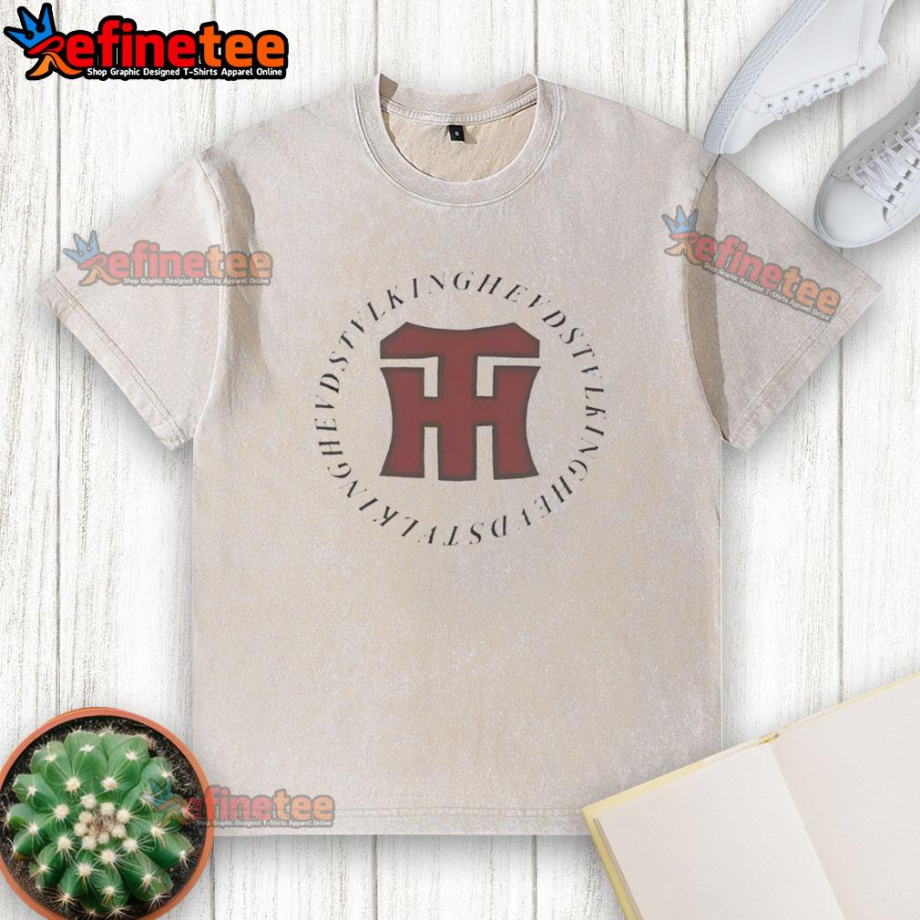 Pretty Talking Heads 1982 washed t-shirt featuring a vintage design, perfect for fans of classic rock and retro fashion.
