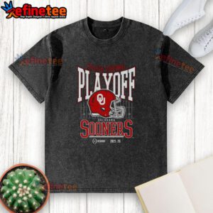 Alt Text: Nice Oklahoma Sooners 2025-2026 College Football Playoff Bound helmet washed t-shirt, perfect for fans.