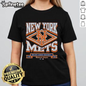 Official New York Mets Heater Ladies Tee featuring team colors and logo, perfect for female fans and casual wear.