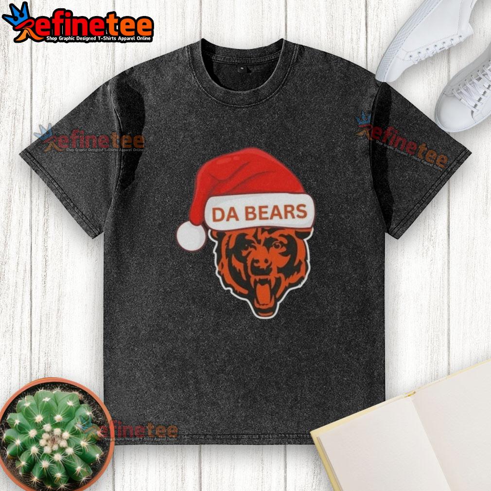 Alt Text: Original Chicago Da Bears Santa Christmas 2025 washed t-shirt featuring festive design and team colors.