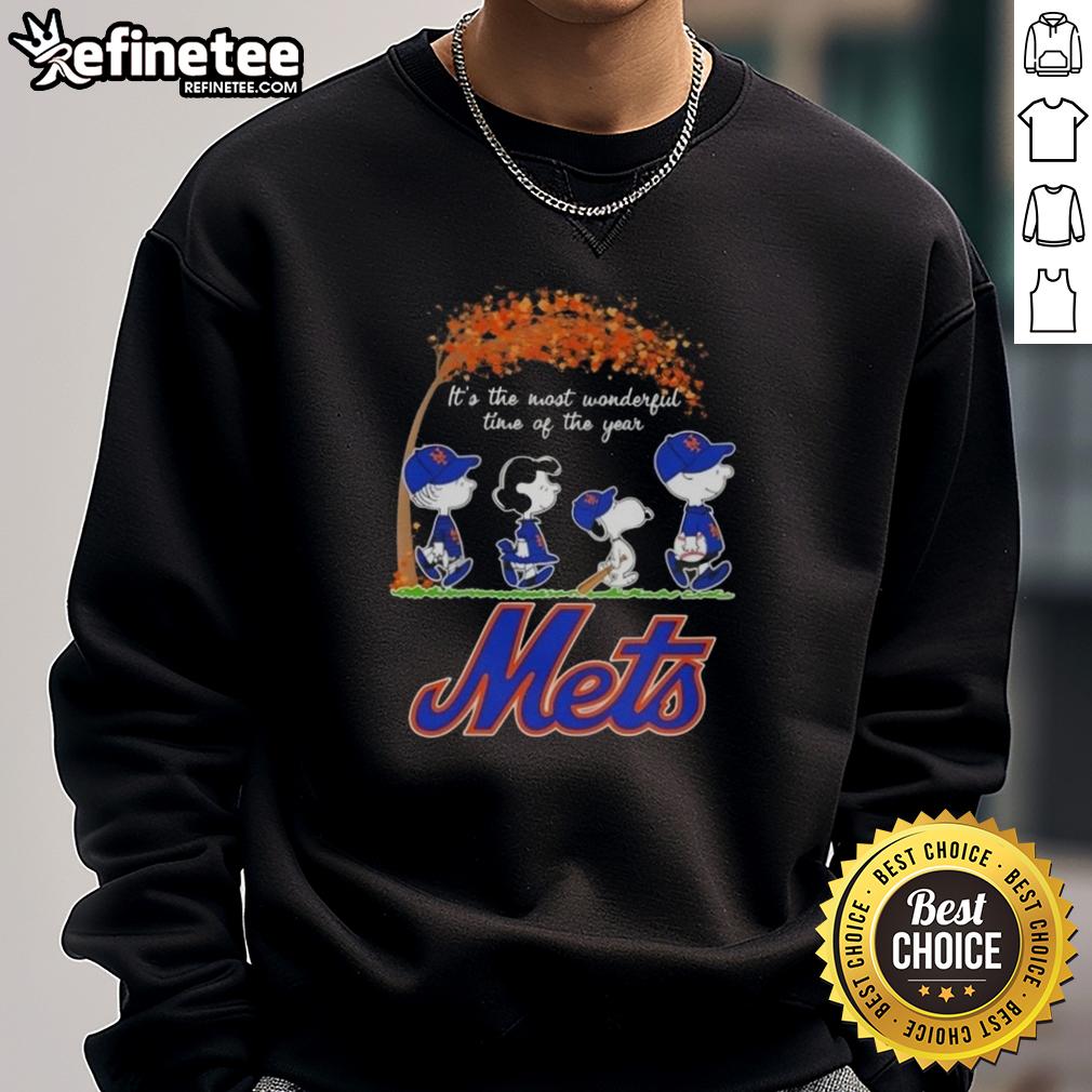 Premium New York Mets x Peanuts Snoopy and Friends sweatshirt for autumn, celebrating the most wonderful time of the year.
