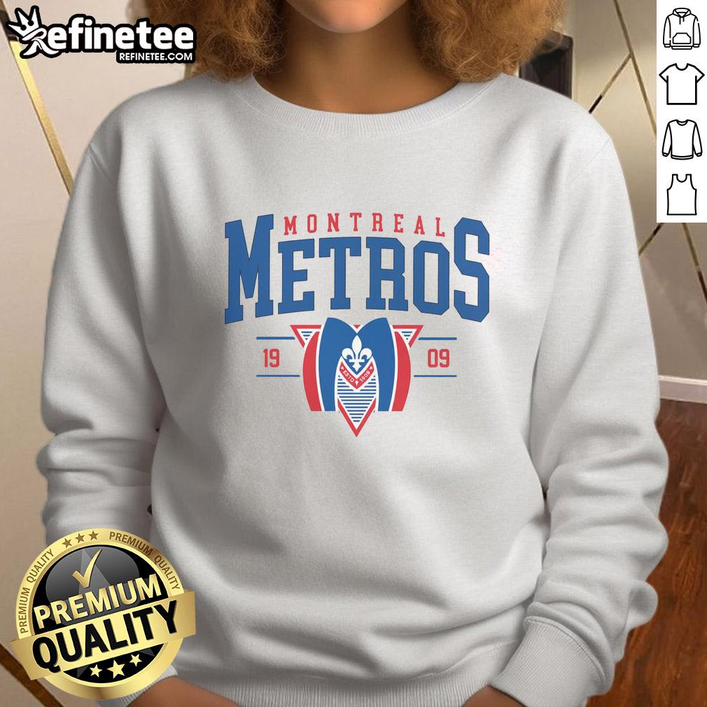 Alt Text: Vintage 90s Premium Montreal Metros hockey team sweatshirt showcasing the iconic Hollander heated rivalry design.
