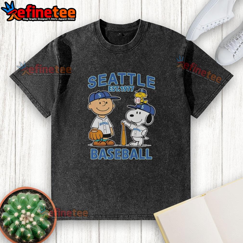 Awesome Charlie Brown, Snoopy, and Woodstock wearing Seattle Mariners baseball jersey on a washed t-shirt.