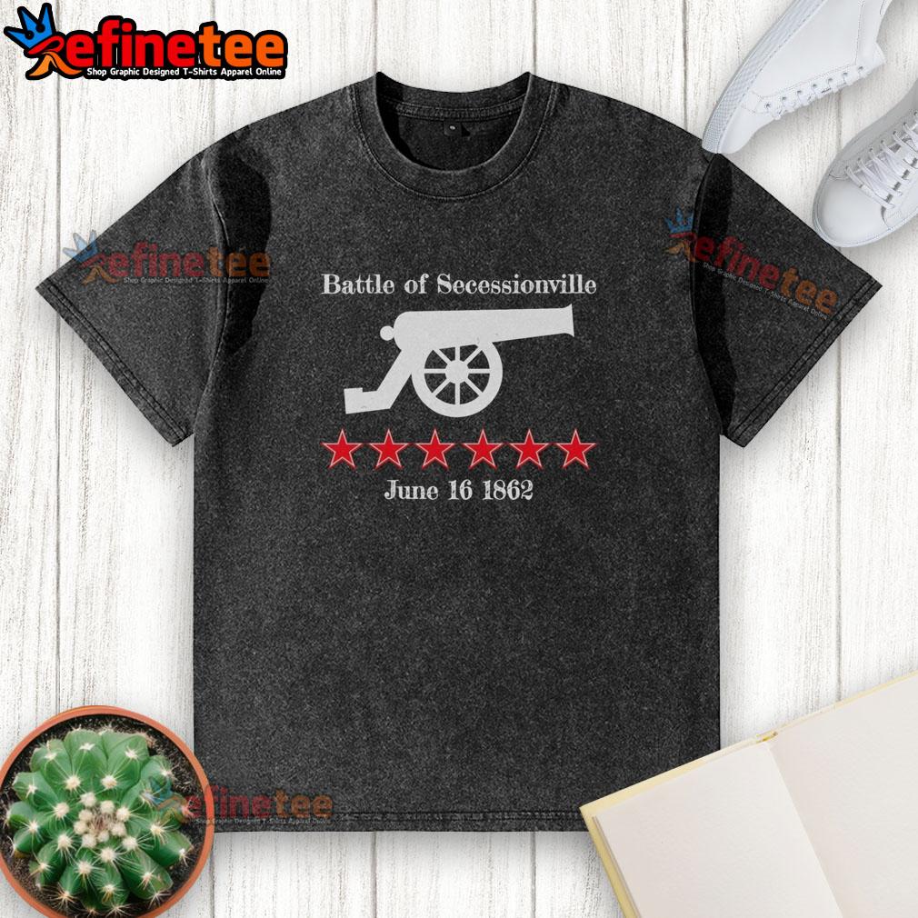 Hot The Battle of Secessionville Civil War cannon design on a washed t-shirt, celebrating history since 1862.
