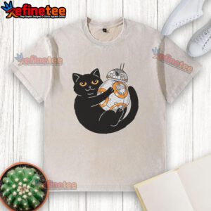 Original Cat and Droid Star Wars washed t-shirt featuring a unique graphic design, perfect for sci-fi and cat lovers.