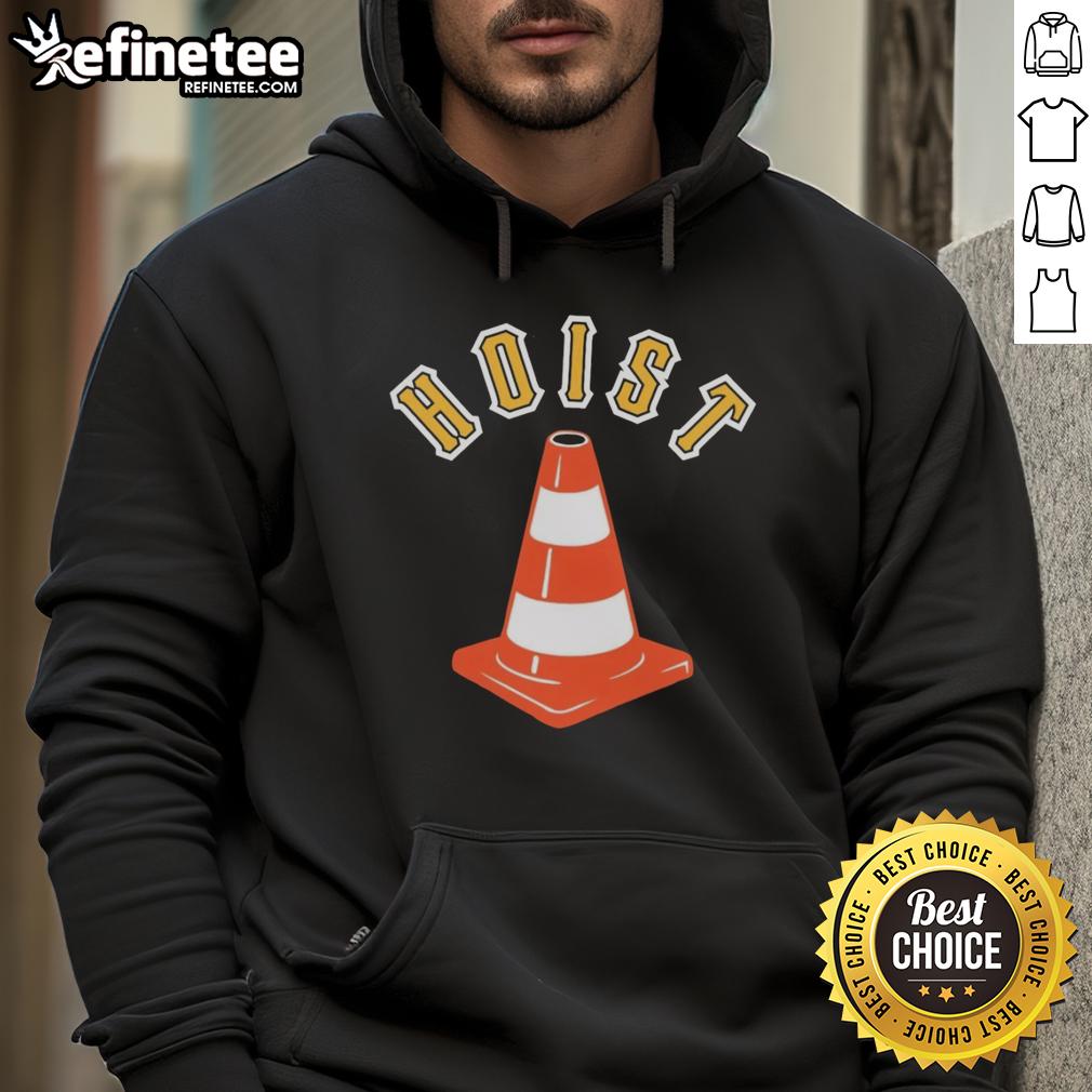 Premium Hoist Center Hoodie in navy blue featuring a stylish logo, perfect for casual wear and fitness enthusiasts.