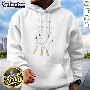 Top New York Never Quits NY Logo Cigarettes Iconic City hoodie featuring a bold graphic design.